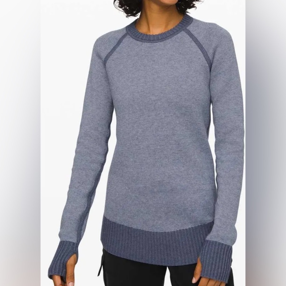 Lululemon Still Lotus Reversible Sweater, size 2 never worn